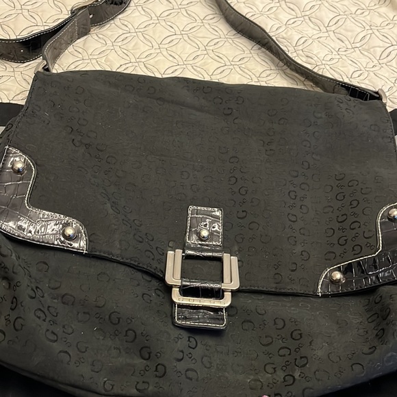 NWOT GUESS WORK / TRAVEL BAG !!! 🔥🔥🔥🔥🔥 - Picture 4 of 14